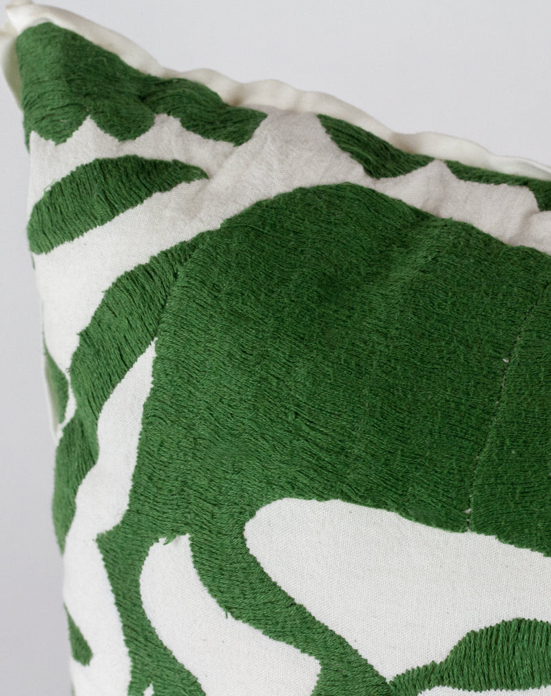 products/green-animal-pillow-detail.jpg